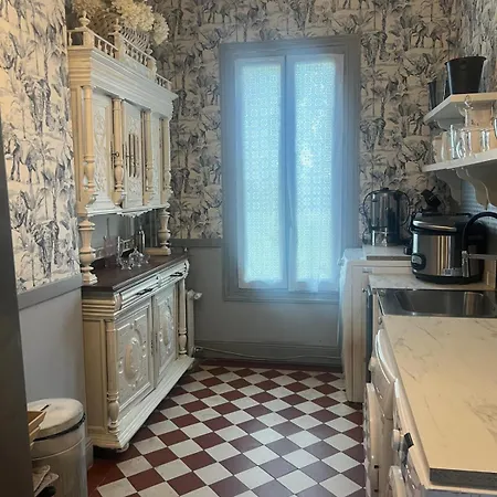 Le Manoir De La Baronnie *