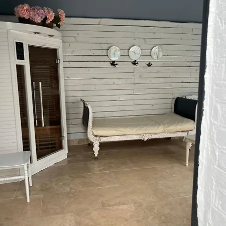 Le Manoir De La Baronnie Vila *